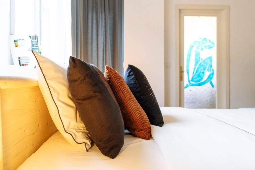 La Dame Bleue Apartment Букурещ Екстериор снимка