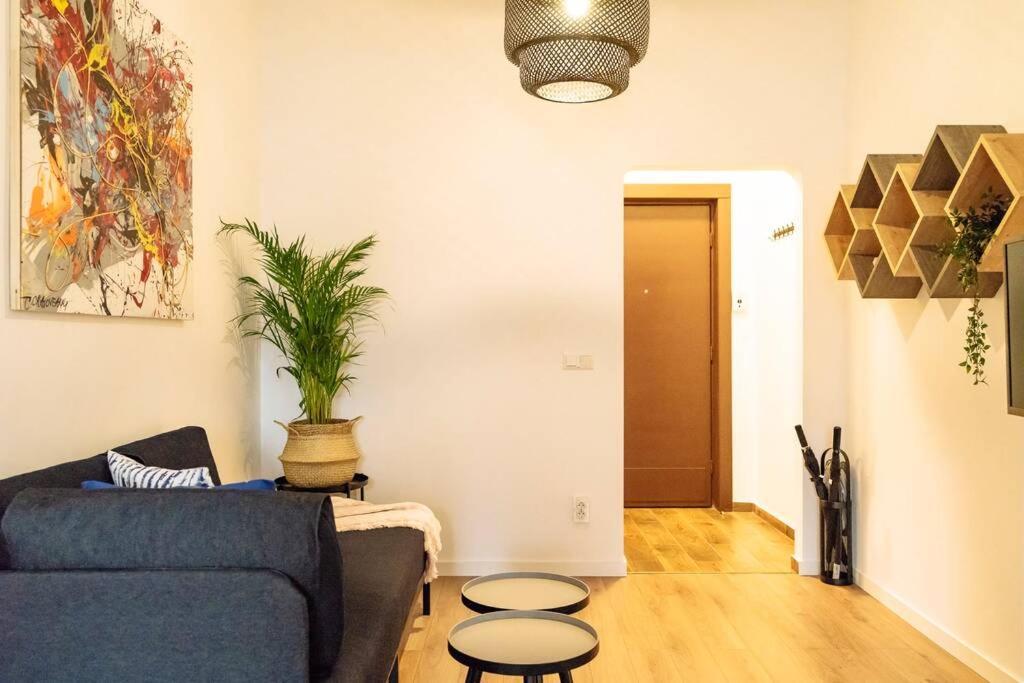 La Dame Bleue Apartment Букурещ Екстериор снимка